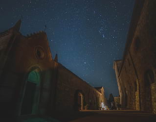 night skies above tuscany