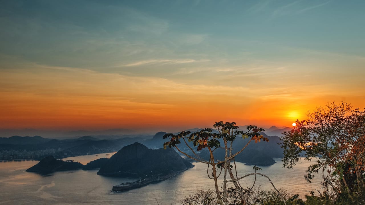 Cable car ride to Sugarloaf mountain