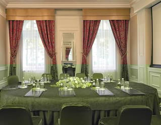 Gorky Room