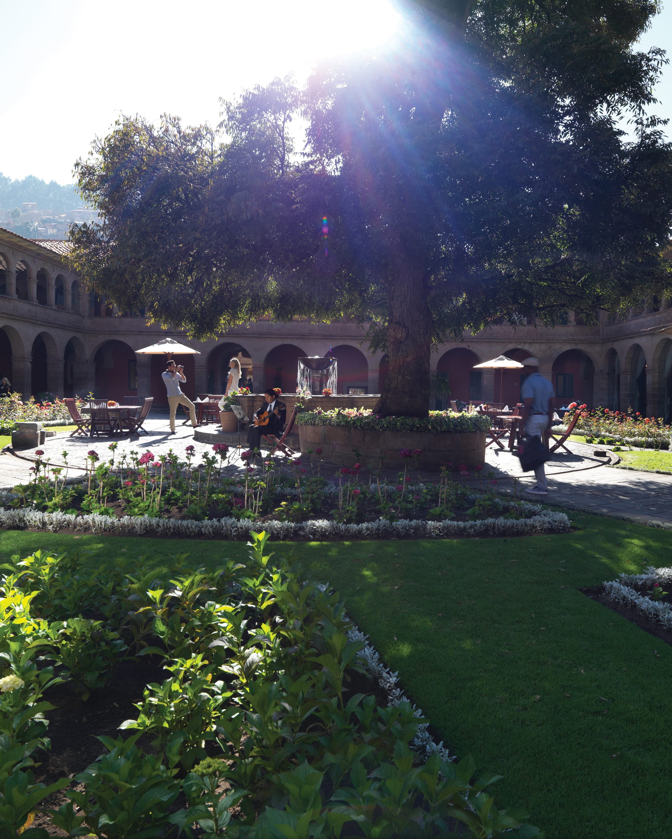 hotel belmond monasterio cusco ubicacion