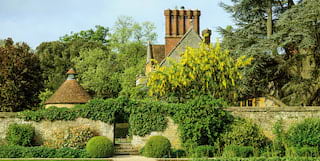 Exterior shot of Belmond Le Manoir aux Quat'Saisons 