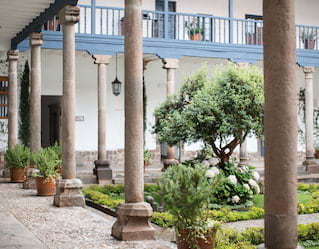 Recorrido por Belmond Palacio Nazarenas