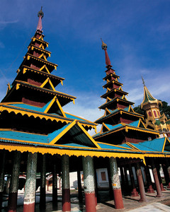 Family tours Burma